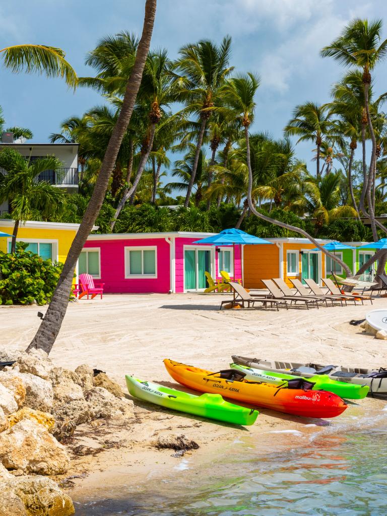 La Siesta colourful cottages